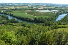 LAPARADE
Vue sur la vall&eacute;e du Lot