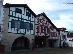 LA BASTIDE CLAIRENCE
une vraie bastide en terre basque !