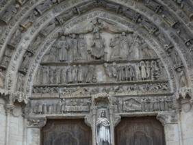 tympan du portail central de la cath&eacute;drale (sc&egrave;ne du jugement dernier)