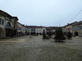 LABASTIDE D'ARMAGNAC : bastide datant du XIIIeme