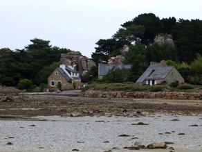 PRESQU'ILE DE PLOUGRESCANT PRESQU'ILE DE PLOUGRESCANT