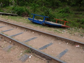 train en bambou