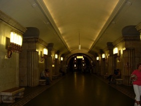RUSSIE
Moscou
couloirs du m&eacute;tro