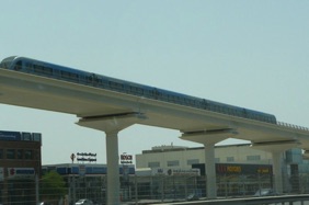DUBAI
m&eacute;tro a&eacute;rien