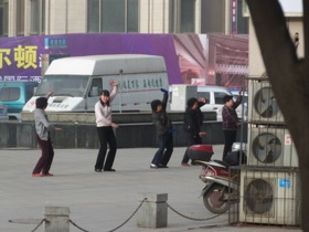 les chinois sont d&eacute;j&agrave; en train de faire leur gym matinale