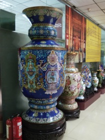 Fabrique d'articles en cloisonn&eacute;