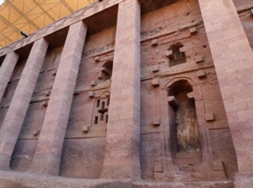 BETE MEDHANE ALEM : la plus grande des &eacute;glises monolithiques du monde