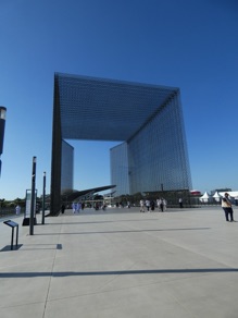 3 immenses portes donnent acc&egrave;s &agrave; l'Expo : Mobility Portal
