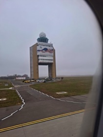 Arriv&eacute;e a&eacute;roport 
de BUDAPEST