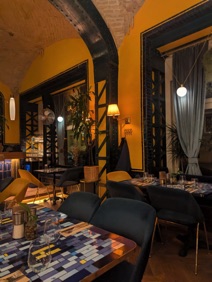 D&icirc;ner chez Hilda