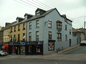 quartier de Shandon avec ses boutiques color&eacute;es