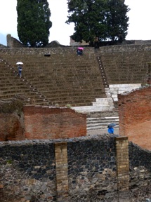 le grand th&eacute;&acirc;tre