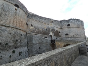 Castello Aragonese
forteresse du XVe &agrave; plan pentagonal