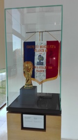 par l'Equipe de France de Football en 1998 par l'Equipe de France de Football en 1998
