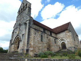 chapelle des pénitents en partie détruite pendant la guerre de 100 ans mais restaurée au 14e chapelle des pénitents en partie détruite pendant la guerre de 100 ans mais restaurée au 14e