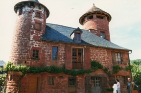c'est ici qu'est n&eacute;e en 1982 l'id&eacute;e de cr&eacute;er une association regroupant les plus beaux villages de France