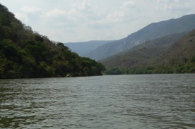 C'est parti pour une promenade en bateau dans les impressionnantes Gorges del Sumidero