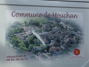 MOUCHAN MOUCHAN