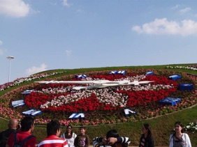 horloge de 13 m de diam&egrave;tre