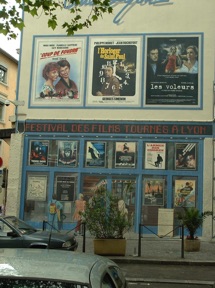 Le mur du cin&eacute;ma cr&eacute;&eacute; &agrave; l'occasion du 100&egrave;me anniversaire