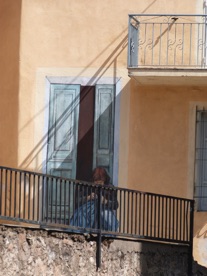 j'aime beaucoup ce trompe l'oeil dans le coin d'une ruelle ! j'aime beaucoup ce trompe l'oeil dans le coin d'une ruelle !