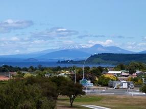 Vue sur le Lac de TAUPO Vue sur le Lac de TAUPO