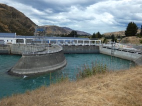 Barrage de Waitaki construit en 1924