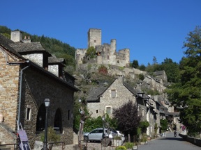 BELCASTEL
Aveyron