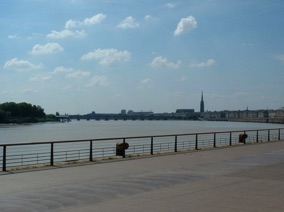 FRANCE : Bordeaux
Port de la Lune
(2007)