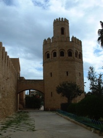 MONASTIR : une partie des remparts