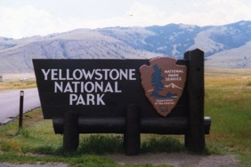 Entr&eacute;e du Parc de Yellowstone