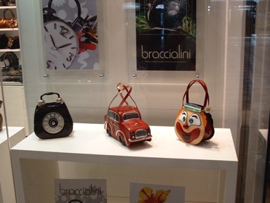 Magasin de sacs 
aux formes originales