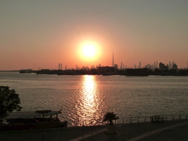 Superbe coucher de soleil depuis Festival Center