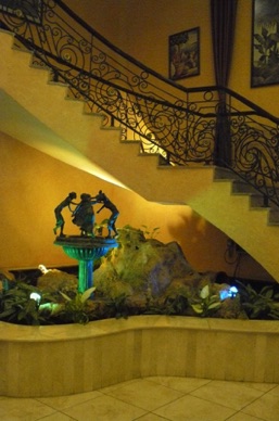 c'est un salon de soins r&eacute;serv&eacute;s aux femmes