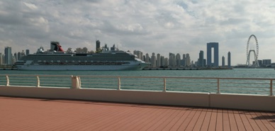 le port o&ugrave; font escale les bateaux de croisi&egrave;re
